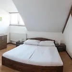 Podkrovní S Výhledem Na Náměstí Lomnice nad Lužnicí