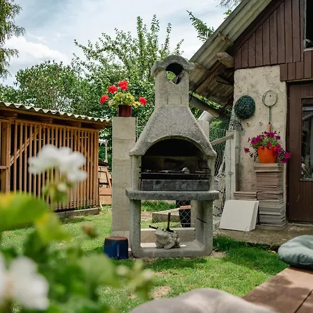 아파트 Podkrovni S Vyhledem Na Namesti